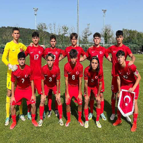 Gençlerbirliği Akademisinden Yiğit Hamza Aydar'a milli davet