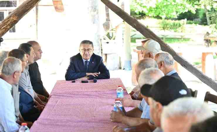 Altındağ Belediye Başkanı Veysel Tiryaki şehit babalarını misafir etti