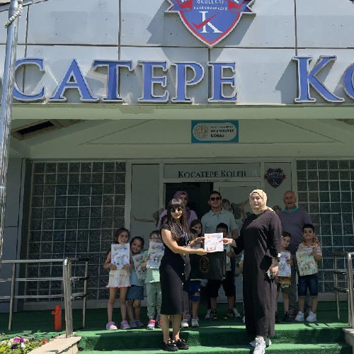 Kahramankazan Belediyesi birinci sınıf öğrencilerine boyama kitabı hediye etti - Resim : 2