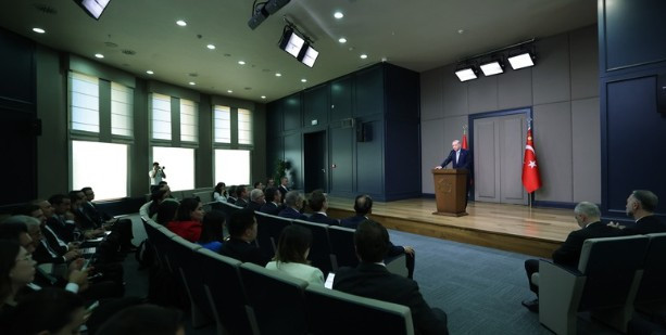 Cumhurbaşkanı Erdoğan 'Türkiye olarak ilkeli tavrımızı kararlılıkla sürdüreceğiz'