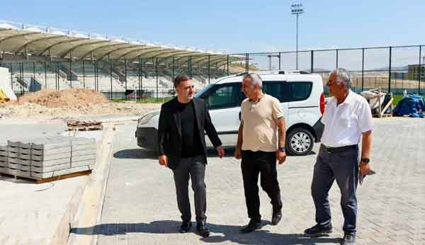 Sincan Belediyesi'nin Şahintepesi Spor Kompleksi hızla tamamlanıyor