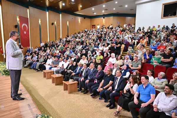 Altındağ Belediyesi Hayati İnanç'ı konuk etti! - Resim : 3