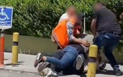 Çankaya'da vale ve otobüs şoförü arasındaki kavga kameralara yansıdı