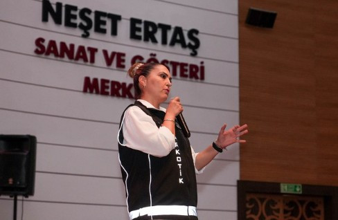 Keçiören'de bağımlılıkla mücadele semineri düzenlendi
