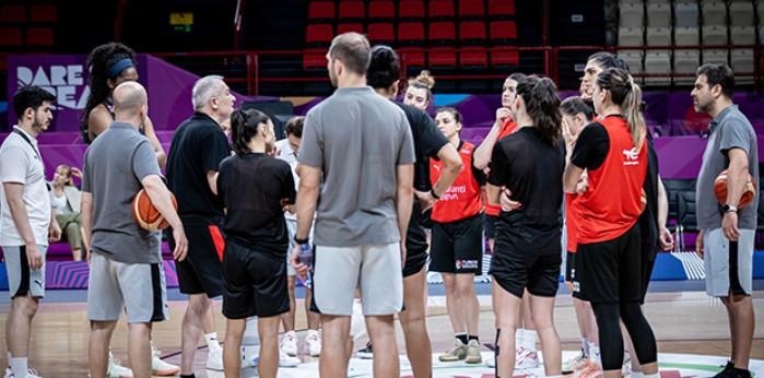 Milli basketbolcu Elif Bayram’ın İtalya maçı üzüntüsü geçmedi