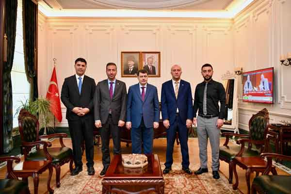 MKE Ankaragücü'nden Ankara Valisi Vasip Şahin'e ziyaret!