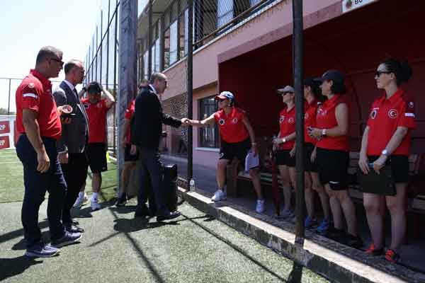 Gençlerbirliği Başkanı Osman Sungur’dan Spor Lisesi’ne ziyaret