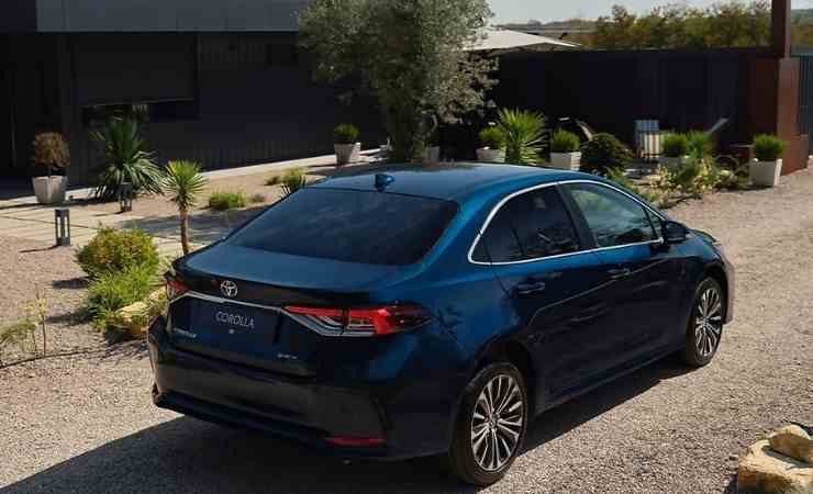 Toyota Corolla yeni aya 85 Bin TL indirim sürpriziyle başladı