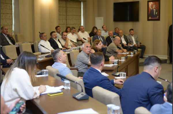 Kahramankazan Belediyesi Temmuz ayı olağan meclis toplantısı yapıldı - Resim : 2