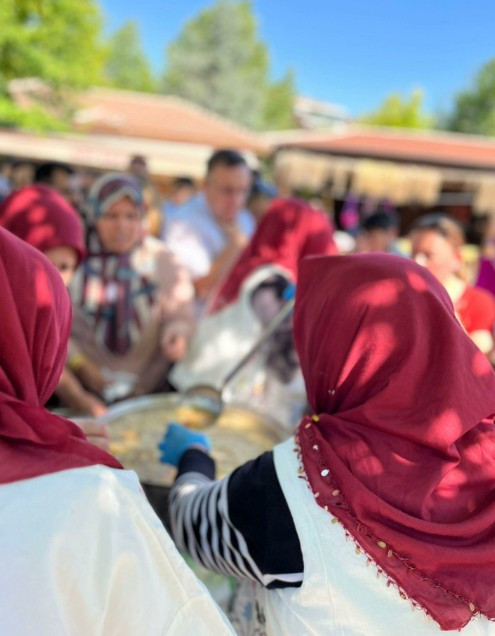 Altındağ Belediyesi'nin aşure kazanı Altınköy’de kaynadı! - Resim : 2