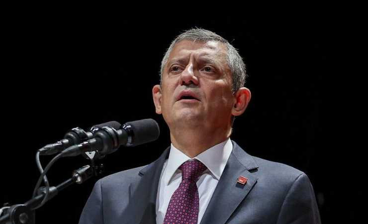 Özgür Özel mitingde Manavgat Belediyesi'ni konuştu, hakkında soruşturma başlatıldı