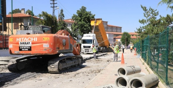 Keçiören Belediyesi altyapı ve üstyapı çalışmalarına devam ediyor