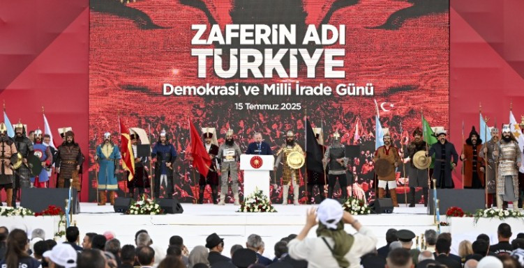 Cumhurbaşkanı Erdoğan Gölbaşı Özel Hareket Başkanlığı'nda düzenlenen 15 Temmuz programına katıldı