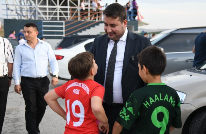 Kahramakazan Belediyesi'nin düzenlediği Yaz Spor Okulları açıldı