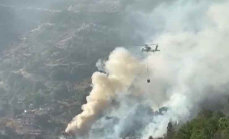 Kızılcahamam'da otluk alanda başlayıp evlere sıçrayan yangın korkuttu