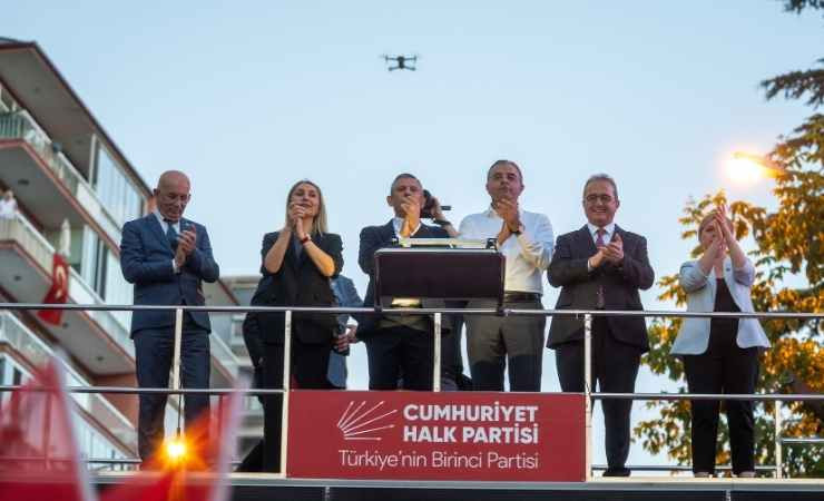 Özgür Özel'den başkentte Cumhurbaşkanlığı Aday Ofisi açılışında mesajlar