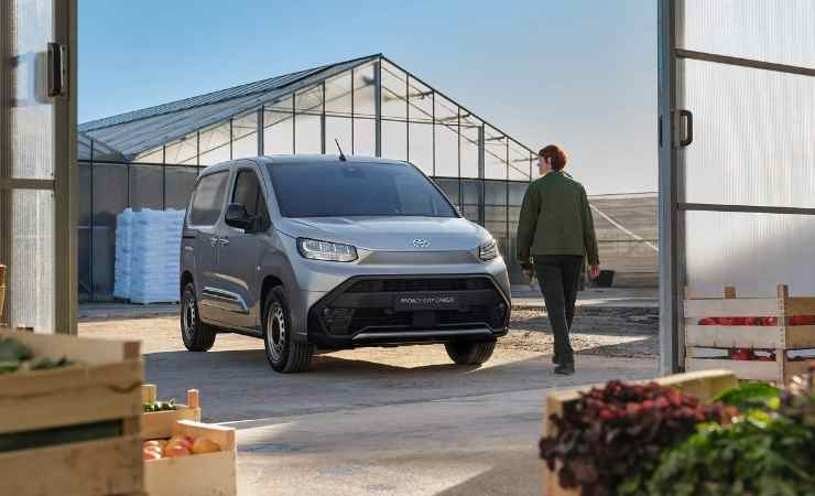 Toyota'dan 1 Milyon TL'ye hafif ticari araç kampanyası