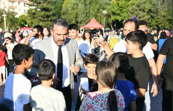 Pursaklar Belediyesi'nin Çocuk Şenliği çocukların yüzünü güldürmeye devam ediyor - Resim : 3