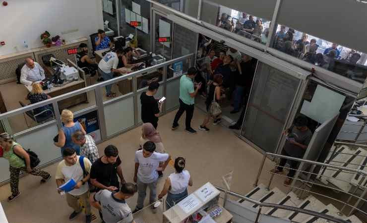 Ankara'da nüfus müdürlüklerinde gün boyu yoğunluk yaşandı
