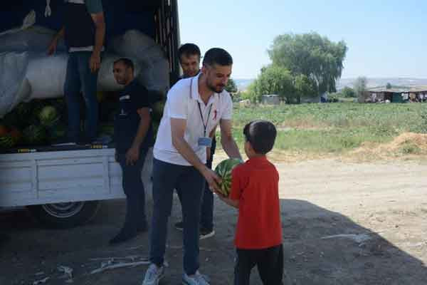 Kahramankazan Belediyesi mevsimlik işçilere destekte bulundu - Resim : 3