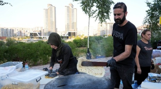 Keçiören Belediyesi, açık hava sineması etkinliğine devam etti - Resim : 2