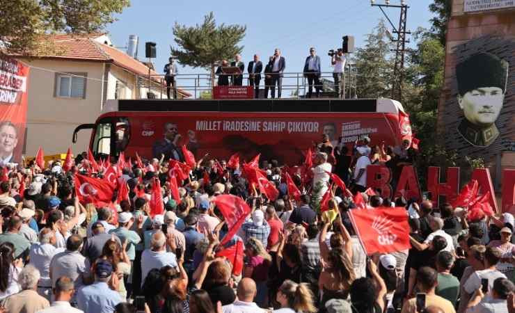 Özgür Özel: CHP iktidarında kimseyi ötekileştirmeden kucaklayacağız