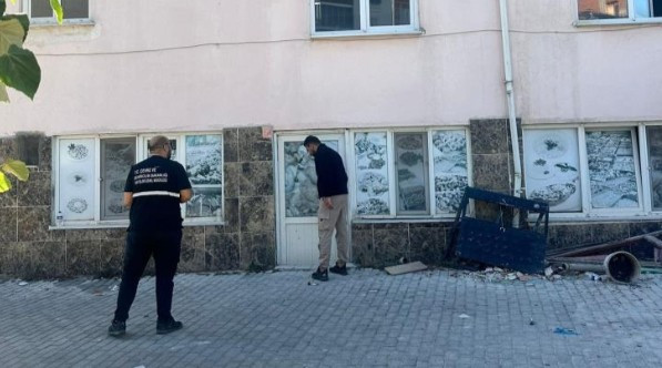 Bakan Kurum, Balıkesir'deki depreme ilişkin hasar verilerini açıkladı - Resim : 2