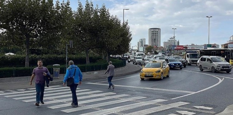 Resmi Gazete'de yayımlandı: Karayollarındaki hız sınırları yeniden belirleniyor