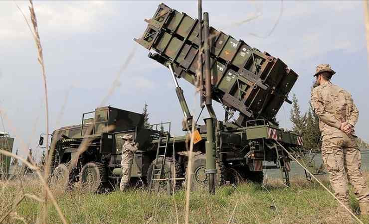 Hollanda Polonya'ya Patriot hava savunma sistemi kuracak