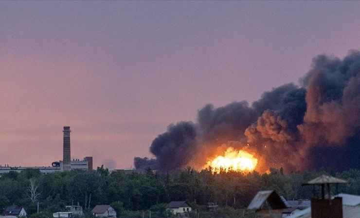Ukrayna İHA'larla saldırdı, Rusya hava sahasını kapattı