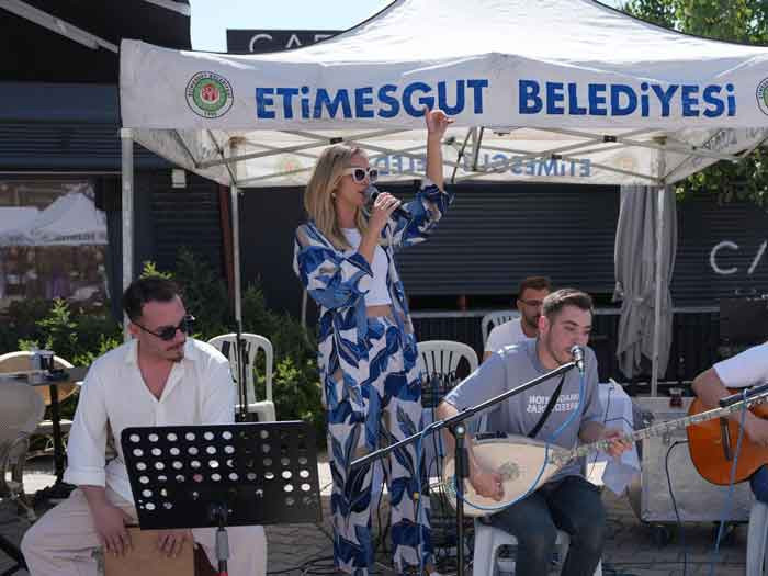 Etimesgut Belediyesi Kadın Emeği Pazarı'nın 7.'sini gerçekleştirdi - Resim : 2
