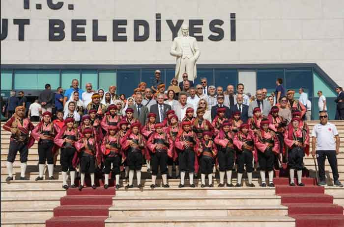 Etimesgut Belediyesi'nin 30 Ağustos Zafer Bayramı coşkusu göklerde başladı - Resim : 4
