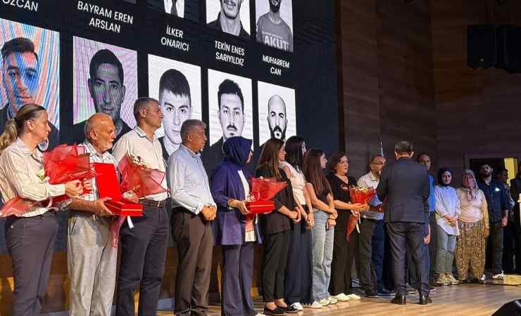 Eskişehir yangınında şehit olanlar için Ankara'da anma töreni yapıldı