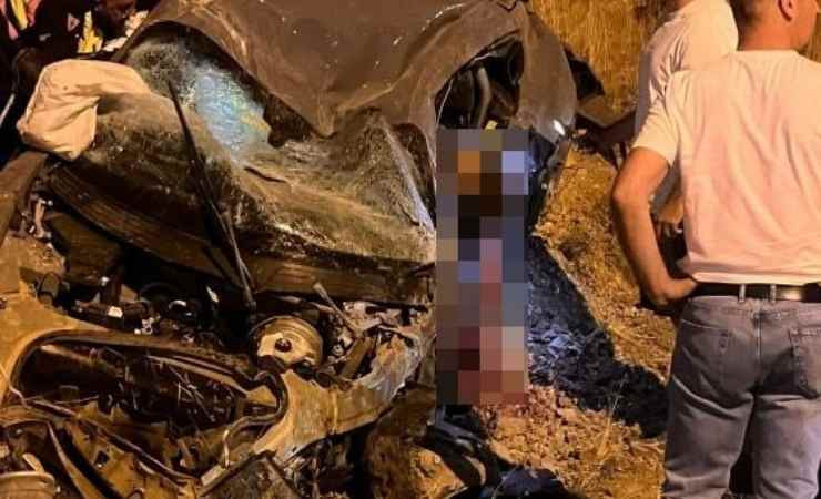 Çankaya'da otomobil takla attı: 1 ölü, 1 ağır yaralı