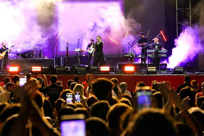 Etimesgut Belediyesi'nin Can Bonomo konserinde coşku zirve yaptı - Resim : 4