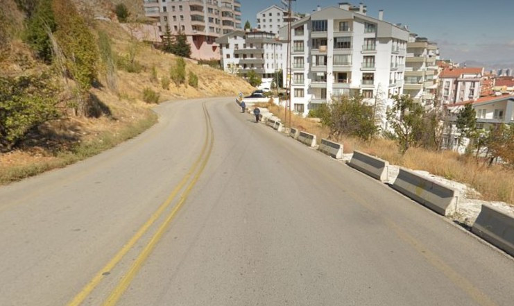 Arabası olmayan yandı! Ankara'nın en dik yokuşu nefes yetmiyor
