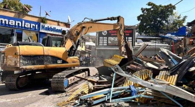 Altındağ’daki İtfaiye Meydanı’nda yıkım başladı!