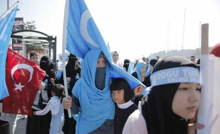 3 milyon Uygur Türkünün Türkiye'ye getirileceği iddiası hakkında DMM'den açıklama yapıldı