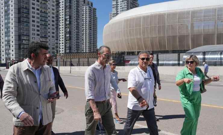 Erdal Beşikcioğlu, Etimesgut Belediyesi'nin çalışmalarını sahada inceliyor