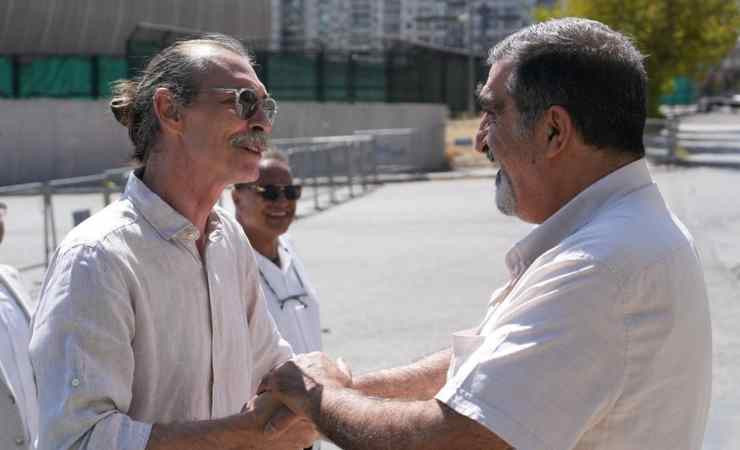 Erdal Beşikcioğlu, Etimesgut Belediyesi'nin çalışmalarını sahada inceliyor - Resim : 2