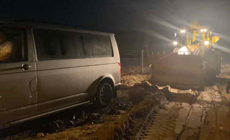Kırıkkale'de şiddetli sağanak su baskınlarına dönüştü