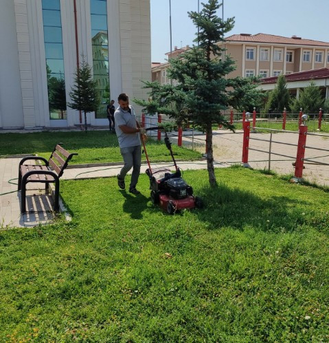 Kahramankazan Belediyesi'nden yabani ot ve çim biçme seferberliği - Resim : 6
