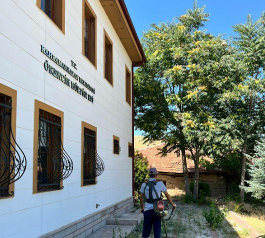 Kahramankazan Belediyesi'nden yabani ot ve çim biçme seferberliği - Resim : 2