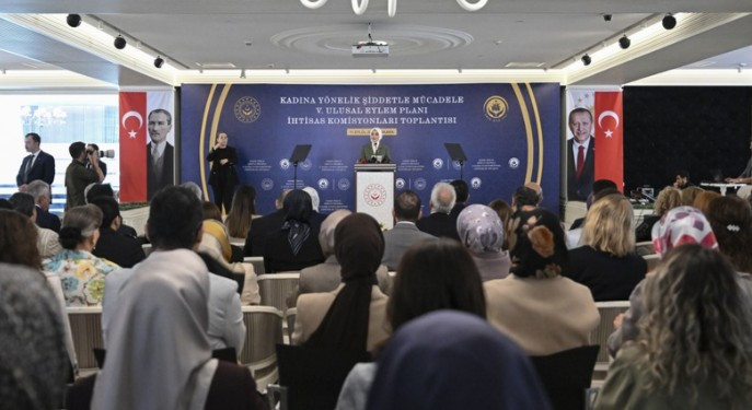 Bakan Göktaş, Ankara'da Kadına Yönelik Şiddetle Mücadele Toplantısı'na katıldı