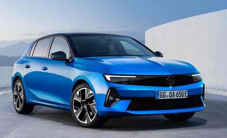Opel Astra için ayın sürprizi 138 Bin TL indirim oldu