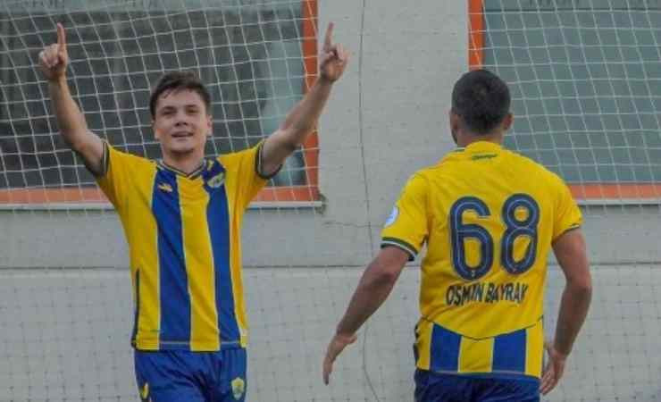 Etimesgutspor deplasmanda Bursa Nilüfer'i 2-0 ile geçti