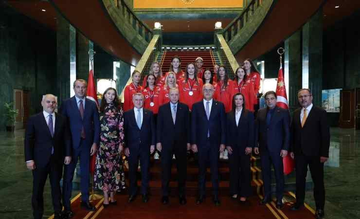 Cumhurbaşkanı Erdoğan, Filenin Sultanları'nı kabul etti