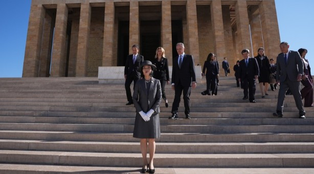Japonya Altes Prensesi Akiko'dan Anıtkabir'e anlamlı ziyaret - Resim : 2