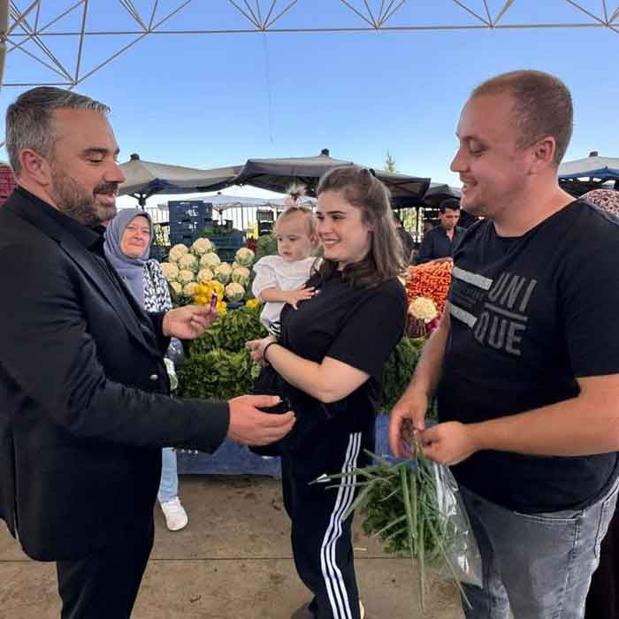 Pursaklar Belediye Başkanı Çetin'den pazar denetimleri