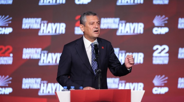 Özgür Özel: 'Demokrasiden başka bir yola inanmadık' - Resim : 2